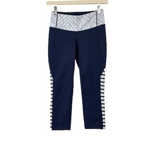 Athleta Blue Capri Tight Size XS